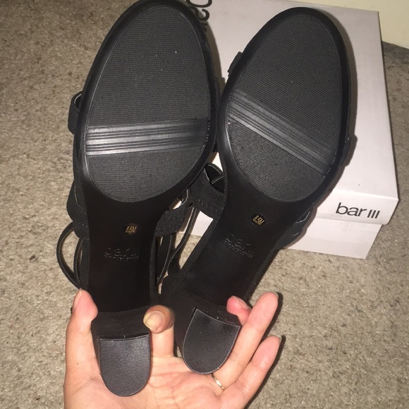 Elegant black strappy sandals - Picture 6 of 6